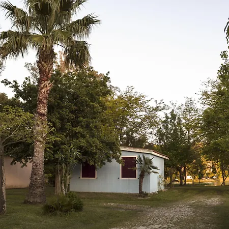 Garden River - 阿尔蒂多纳