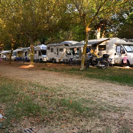 Garden River - Hotel Altidona